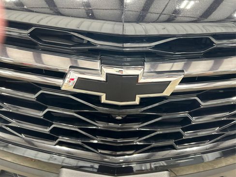 Used 2023 Chevrolet Traverse RS w/ LPO, Floor Liner Package AWD/4WD image 23