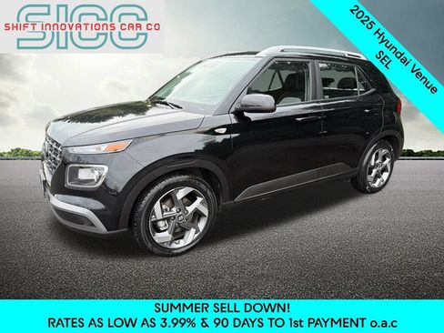 Used 2025 Hyundai Venue SEL FWD image 1