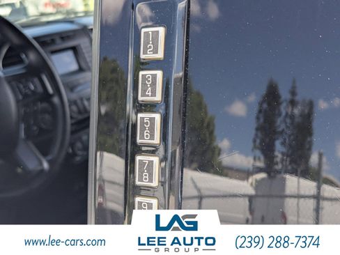 Used 2015 Ford F150 XLT w/ Trailer Tow Package image 16