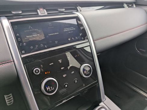 Used 2023 Land Rover Discovery Sport S R-Dynamic image 11