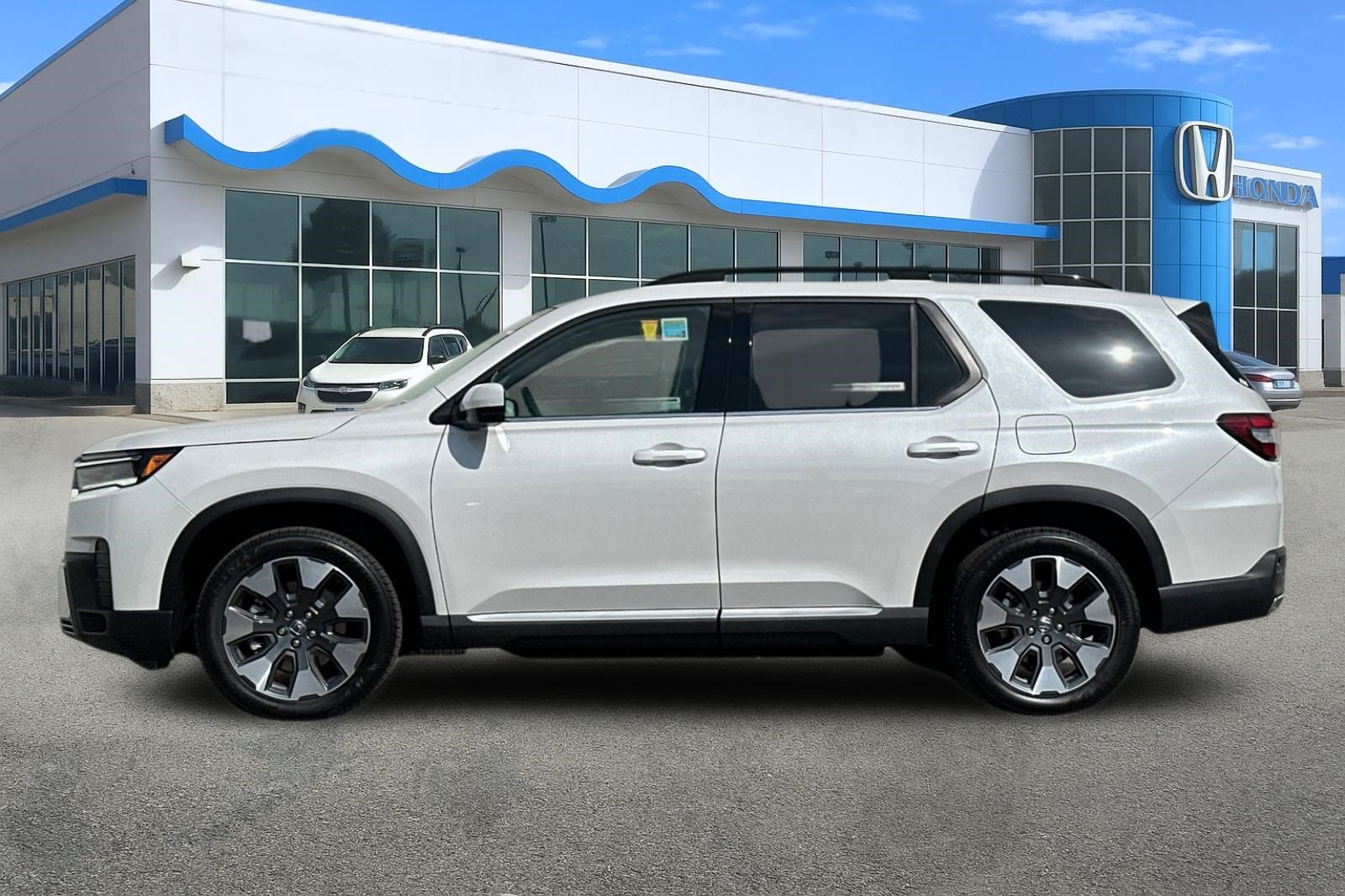 New 2026 Honda Pilot Elite image 2