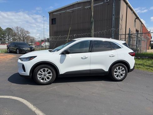 Used 2024 Ford Escape Active image 4