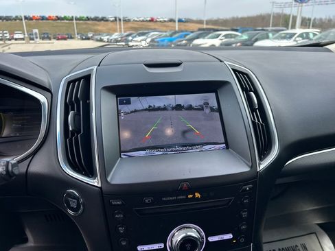 Used 2019 Ford Edge Titanium w/ Equipment Group 301A AWD/4WD image 26
