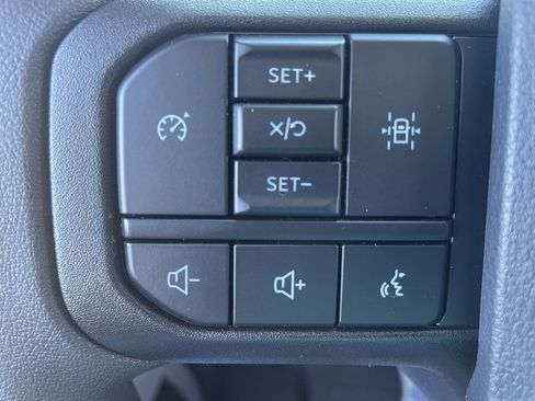 New 2025 Ford F550 4x4 Regular Cab Super Duty image 16