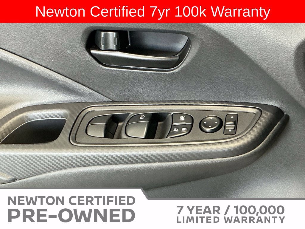 Used 2025 Nissan Versa S w/ Trunk Package FWD image 31