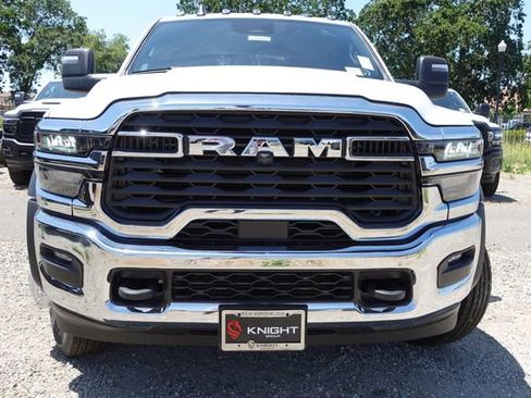 New 2025 RAM 5500 Tradesman image 3