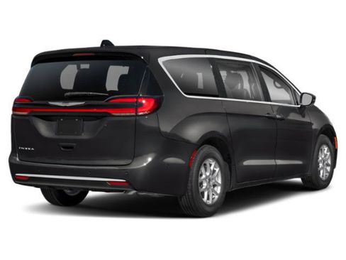 Used 2025 Chrysler Pacifica Select FWD image 3