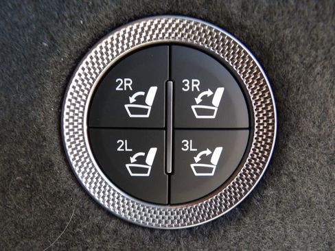 Used 2026 Genesis GV80 3.5T Prestige image 32