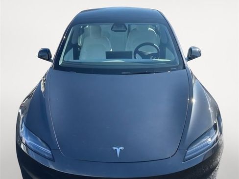 Used 2025 Tesla Model 3 Long Range image 8