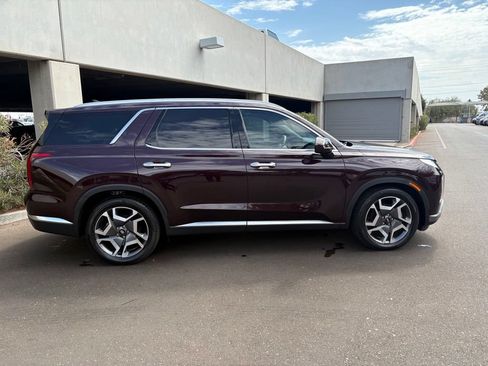 Used 2023 Hyundai Palisade Limited FWD image 5