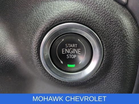 Used 2021 Chevrolet Silverado 1500 LT Trail Boss w/ Convenience Package II AWD/4WD image 18