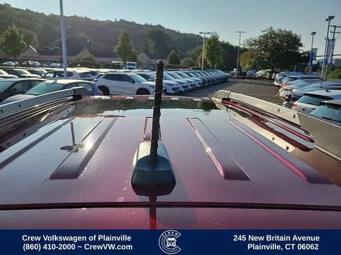 Used 2017 GMC Acadia SLT AWD/4WD image 31