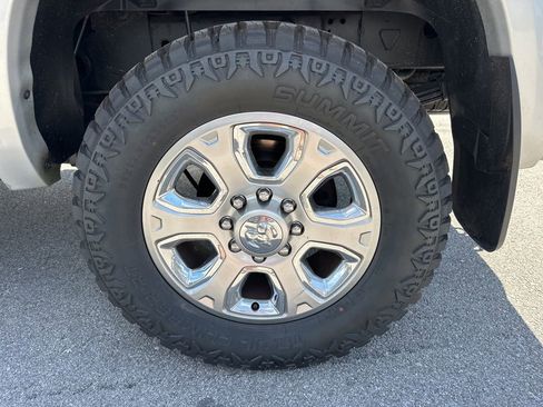 Used 2014 RAM 3500 Laramie w/ Convenience Group AWD/4WD image 12
