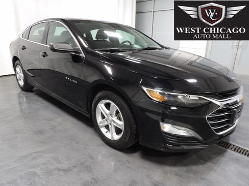 Used 2021 Chevrolet Malibu LS FWD image 1