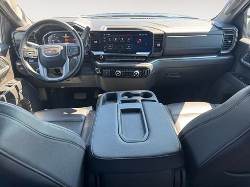 Used 2025 GMC Sierra 1500 SLT RWD image 10