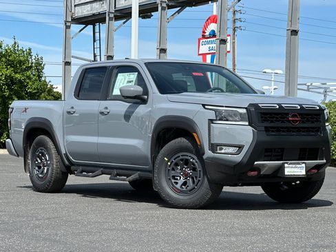 New 2026 Nissan Frontier Pro-X RWD image 2