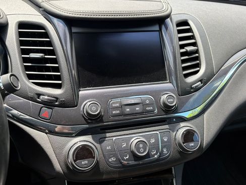 Used 2014 Chevrolet Impala LT w/ Premium Seating Package FWD image 19