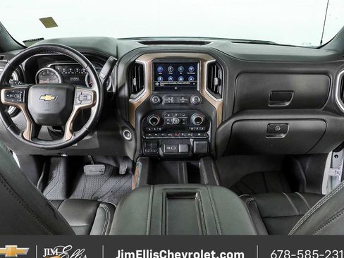 Certified 2021 Chevrolet Silverado 1500 High Country w/ Technology Package AWD/4WD image 19