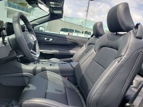 Used 2026 Ford Mustang Premium RWD image 18