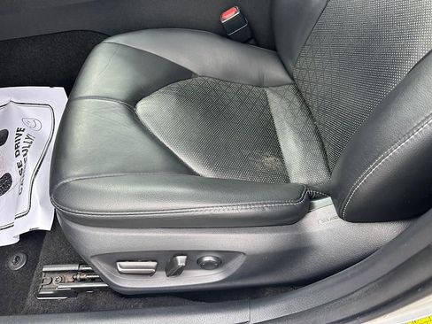 Used 2018 Toyota Camry XSE w/ Protection Package (Q2) image 18