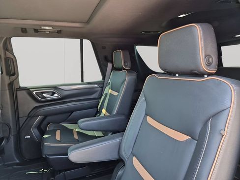 Used 2024 GMC Yukon AT4 w/ Technology Package AWD/4WD image 24