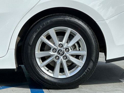 Certified 2025 Toyota Camry SE FWD image 25