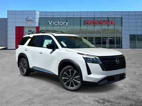 New 2026 Nissan Pathfinder Platinum AWD/4WD image 1