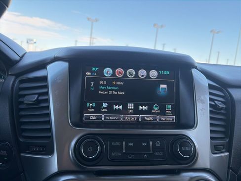 Used 2019 Chevrolet Tahoe LT w/ LT Signature Package image 17