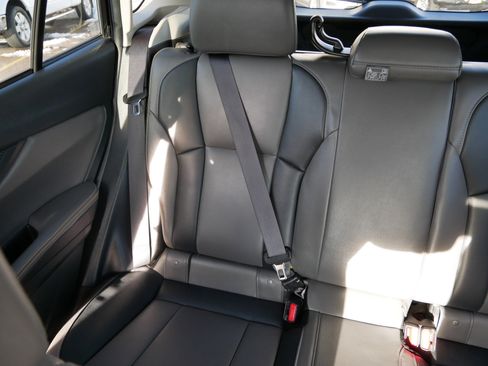 Used 2021 Subaru Crosstrek 2.5i Sport w/ Moonroof Package image 12