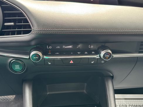 Used 2024 MAZDA MAZDA3 s image 12