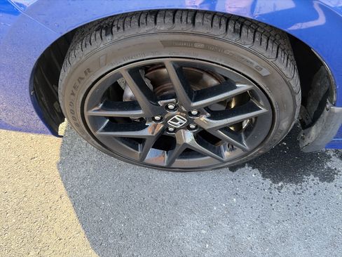 Used 2023 Honda Civic Sport image 13