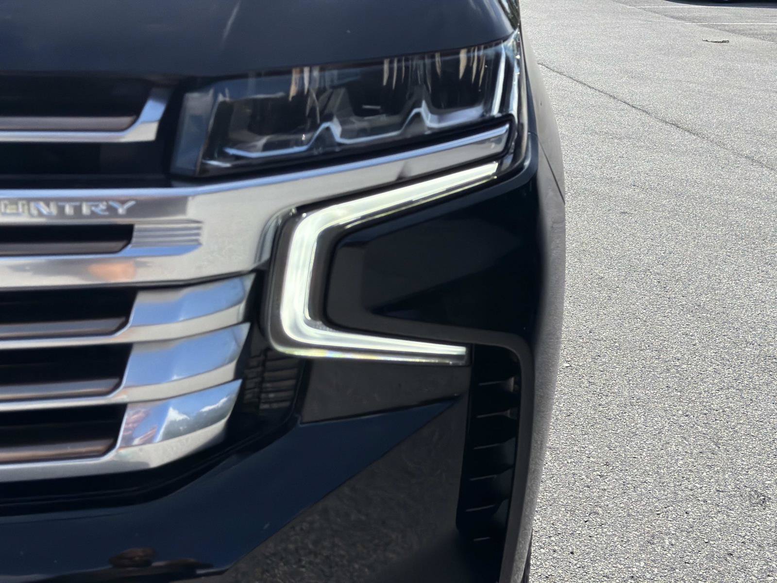 Used 2021 Chevrolet Tahoe High Country RWD image 10