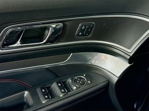 Used 2017 Ford Explorer Sport w/ Equipment Group 401A image 12