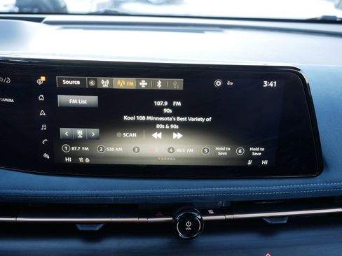 Used 2023 Nissan Ariya image 22