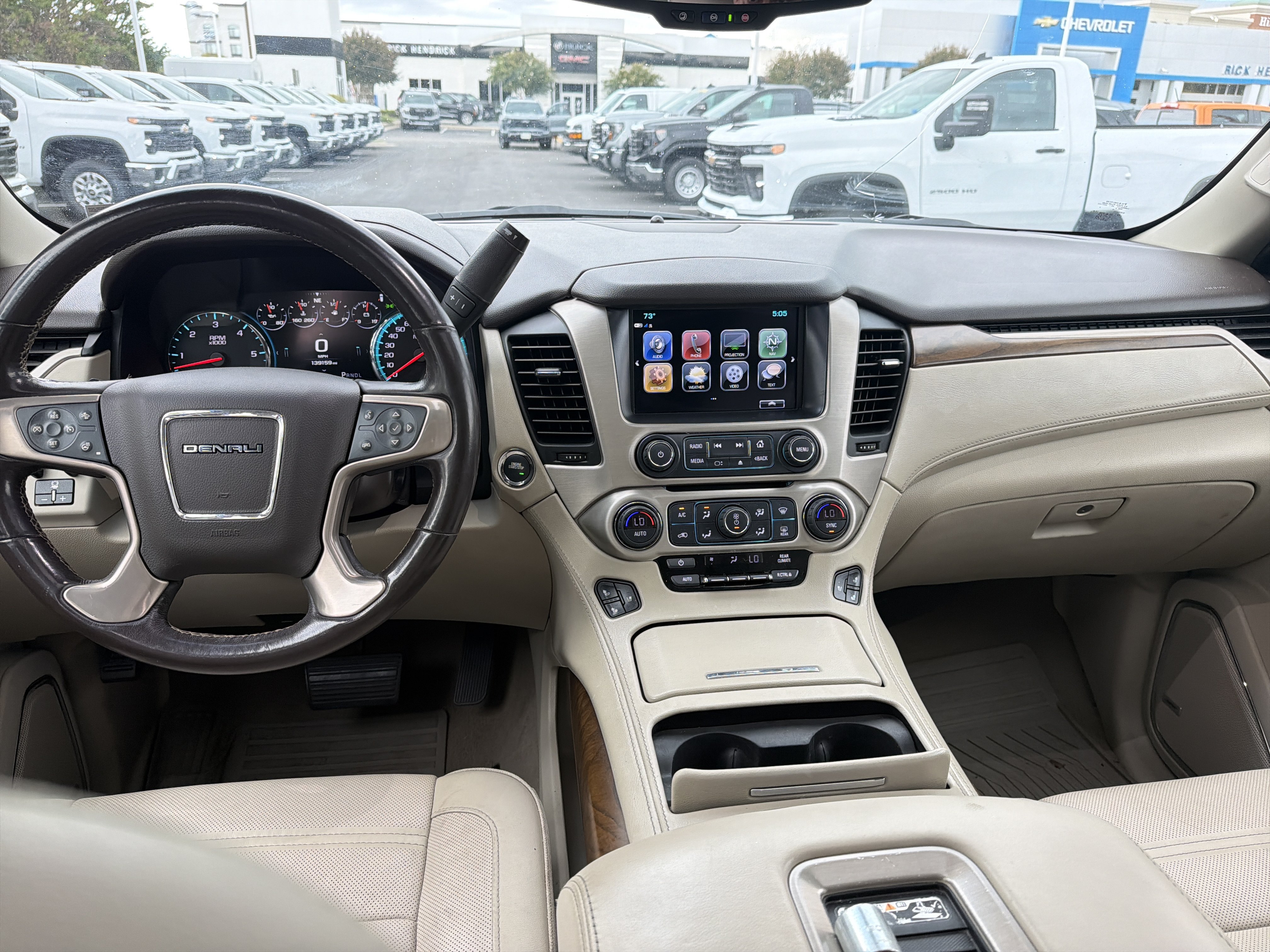 Used 2020 GMC Yukon XL Denali w/ Denali Ultimate Package AWD/4WD image 30