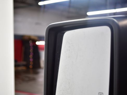 Used 2022 Jeep Gladiator Sport AWD/4WD image 14