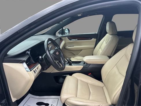 Used 2017 Cadillac XT5 Luxury AWD/4WD image 30