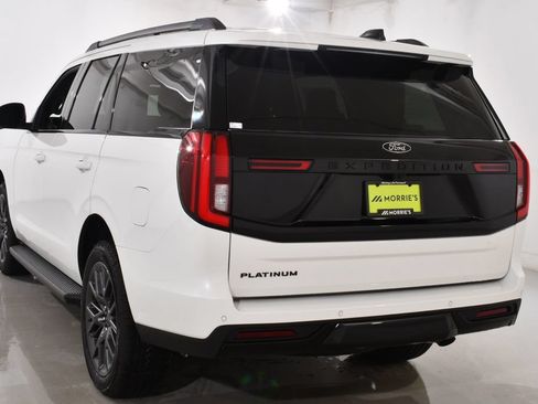 New 2026 Ford Expedition Platinum w/ Stealth Appearance Package AWD/4WD image 14