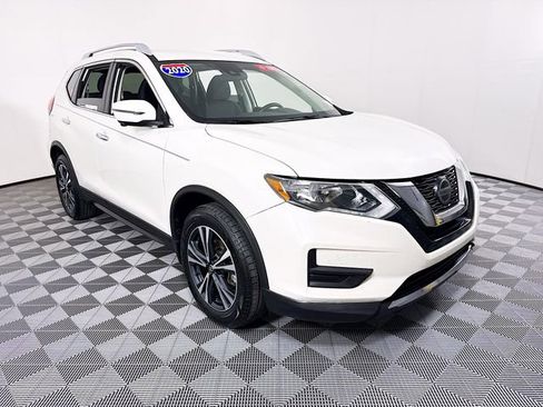 Certified 2020 Nissan Rogue SV w/ Premium Package image 1