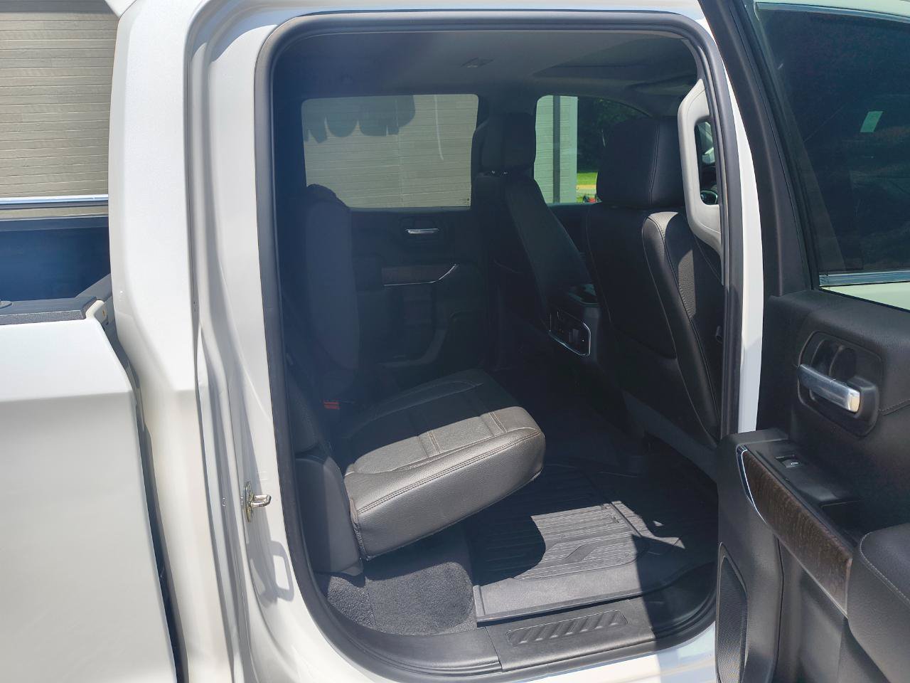 Used 2019 GMC Sierra 1500 Denali w/ Denali Ultimate Package AWD/4WD image 11