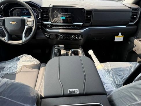 New 2026 Chevrolet Silverado 1500 LTZ w/ Technology Package image 6