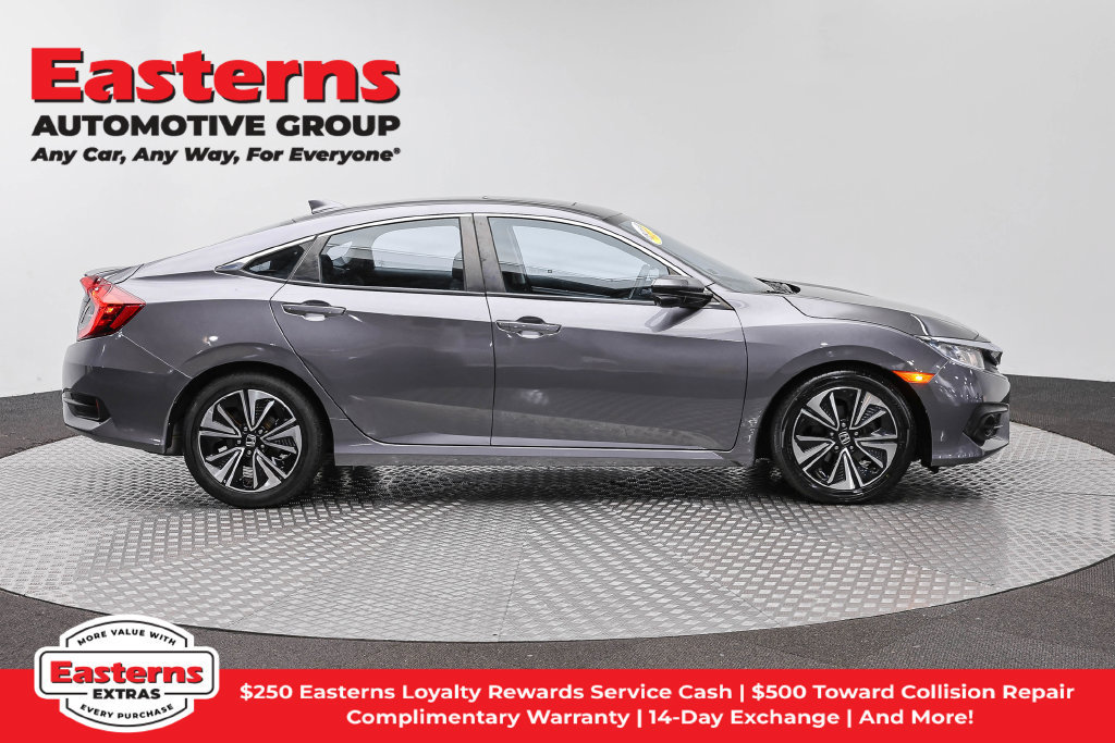 Used 2017 Honda Civic EX-T image 5
