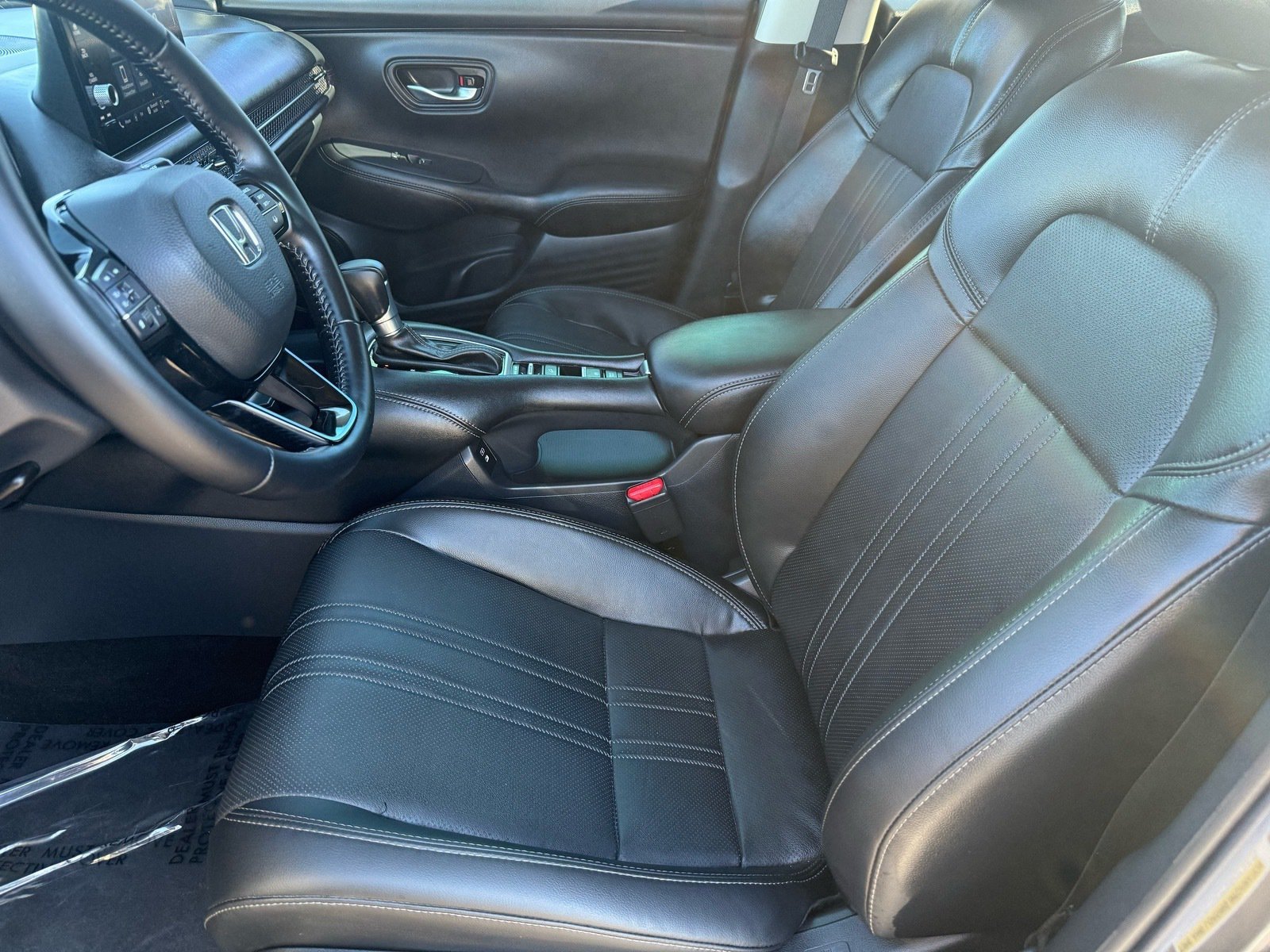 Used 2025 Honda HR-V EX-L image 13