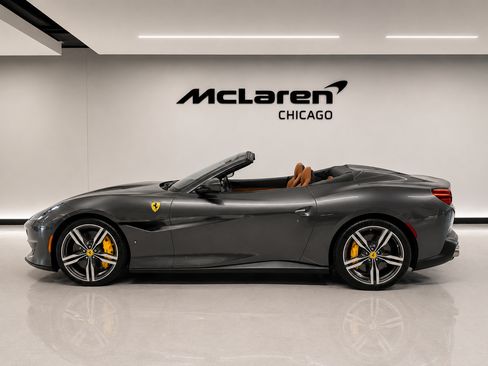 Used 2019 Ferrari Portofino RWD image 22