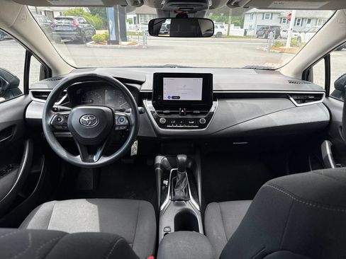 Used 2023 Toyota Corolla LE FWD image 14