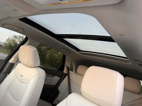 New 2026 Cadillac XT5 Premium Luxury w/ Driver Assist Package FWD image 19
