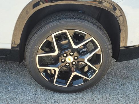 New 2026 Chevrolet Traverse High Country AWD/4WD image 4