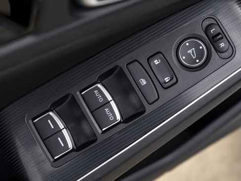 Used 2023 Honda Civic Touring image 39