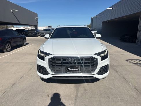 Used 2022 Audi Q8 Premium Plus image 2