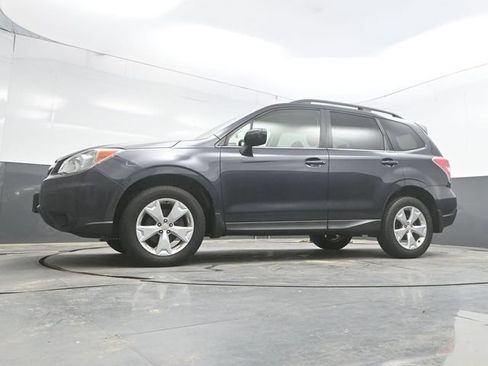 Used 2016 Subaru Forester 2.5i Limited AWD/4WD image 39